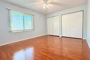 750 Crescent Way, Hanover Park, IL 60133 - Photo 8