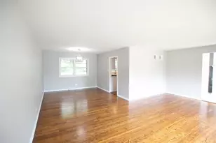 18052 San Diego Ave, Homewood, IL 60430 - Photo 6