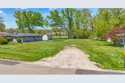 1617 Sunnyside Beach Drive, Johnsburg, IL 60051 - Photo 18