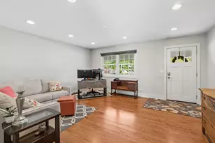 36338 N Douglas Terrace, Gurnee, IL 60031 - Photo 4