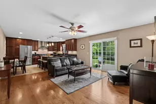 36338 N Douglas Terrace, Gurnee, IL 60031 - Photo 8