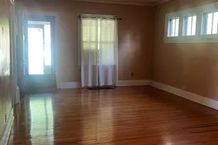 814 Iowa Ave, Aurora, IL 60506 - Photo 6