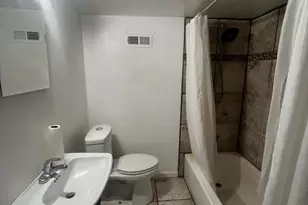 814 Iowa Ave, Aurora, IL 60506 - Photo 18