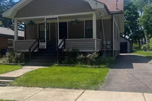814 Iowa Ave, Aurora, IL 60506 - Photo 2