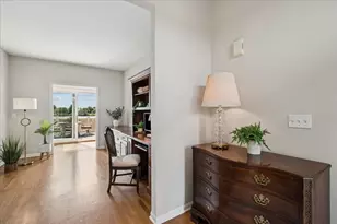 1369 Calamus Ln, Grayslake, IL 60030 - Photo 10
