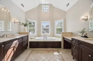 7 S Quincy St, Hinsdale, IL 60521 - Photo 16