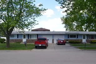 903905 West St, Harvard, IL 60033 - Photo 1