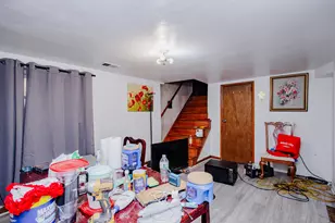 4133 W Melrose St, Chicago, IL 60641 - Photo 42