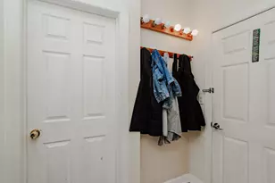 4133 W Melrose St, Chicago, IL 60641 - Photo 30
