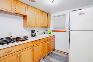 4133 W Melrose St, Chicago, IL 60641 - Photo 40