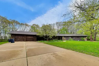 27125 N Williams Park Road, Wauconda, IL 60084 - Photo 2