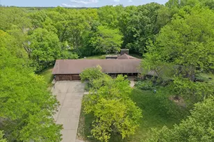 27125 N Williams Park Rd, Wauconda, IL 60084 - Photo 10