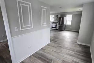 10615 Schubert Ave, Melrose Park, IL 60164 - Photo 2