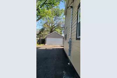 10615 Schubert Avenue, Melrose Park, IL 60164 - Photo 14