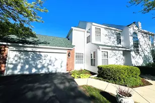 111 N Woodbury Ln, Lake Bluff, IL 60044 - Photo 2