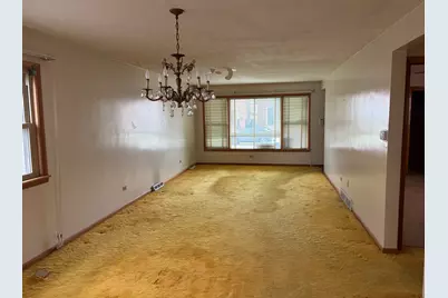 10031 S Forest Avenue, Chicago, IL 60628 - Photo 4