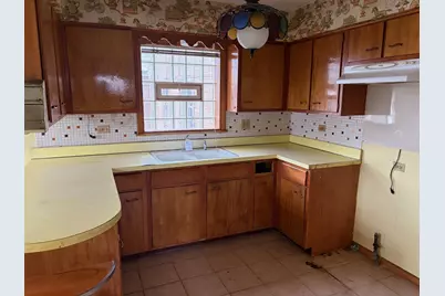 10031 S Forest Avenue, Chicago, IL 60628 - Photo 12