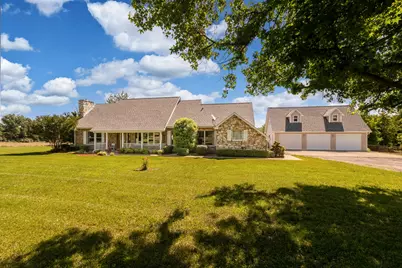 18096 Il-37, West Frankfort, IL 62896 - Photo 1