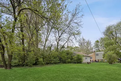 24 E Congress Street, Villa Park, IL 60181 - Photo 16