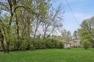 24 E Congress St, Villa Park, IL 60181 - Photo 16