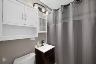1366 Ivy Ln, Crystal Lake, IL 60014 - Photo 6