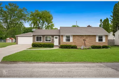 1366 Ivy Lane, Crystal Lake, IL 60014 - Photo 1