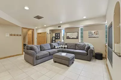 33 W Eureka Avenue, Lemont, IL 60439 - Photo 28