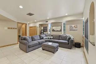 33 W Eureka Ave, Lemont, IL 60439 - Photo 28