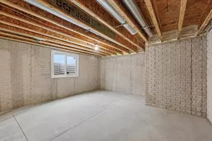 506 S 6th St, Fairbury, IL 61739 - Photo 40