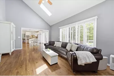 2607 Bangert Court, Naperville, IL 60564 - Photo 10