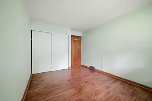 324 Birchwood Ln, Dekalb, IL 60115 - Photo 18