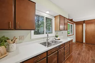 324 Birchwood Ln, Dekalb, IL 60115 - Photo 16