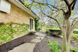 360 S Prospect Ave, Elmhurst, IL 60126 - Photo 38