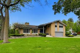 360 S Prospect Ave, Elmhurst, IL 60126 - Photo 1