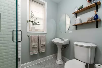 3714 N Fremont Street #2, Chicago, IL 60613 - Photo 16
