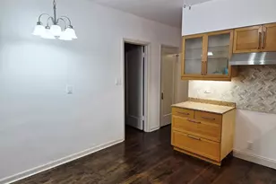 7826 S Bennett Ave, Chicago, IL 60649 - Photo 18