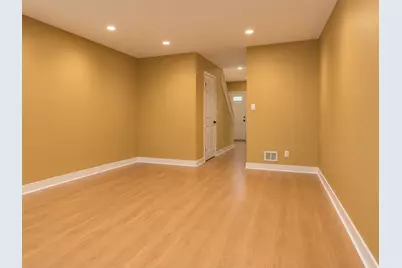 1410 Margate Drive, Buffalo Grove, IL 60089 - Photo 10