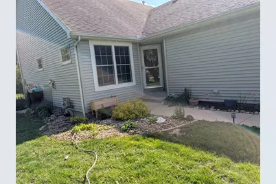 109 Labrador Lane, Downs, IL 61736 - Photo 2