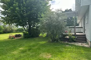 109 Labrador Ln, Downs, IL 61736 - Photo 44