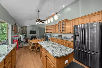 625 S Utah Avenue, Davenport, IA 52802 - Photo 14