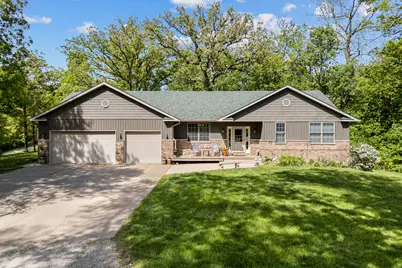 625 S Utah Avenue, Davenport, IA 52802 - Photo 1