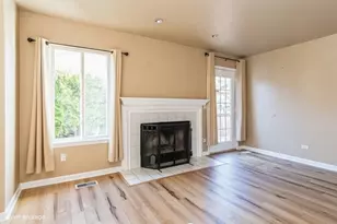 2423 Durango Ln, Naperville, IL 60564 - Photo 4