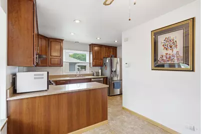 1375 Borden Drive, Elgin, IL 60120 - Photo 8