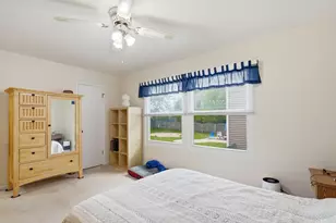 1375 Borden Dr, Elgin, IL 60120 - Photo 10