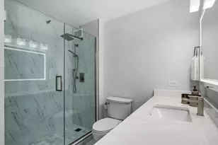 401 E Ontario St, Chicago, IL 60611 - Photo 16