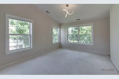 552 Saddlebrook Lane, Vernon Hills, IL 60061 - Photo 10