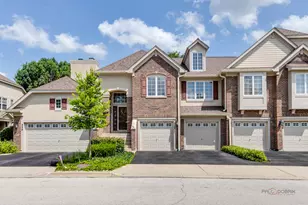 552 Saddlebrook Ln, Vernon Hills, IL 60061 - Photo 1