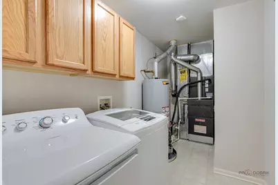 552 Saddlebrook Lane, Vernon Hills, IL 60061 - Photo 22