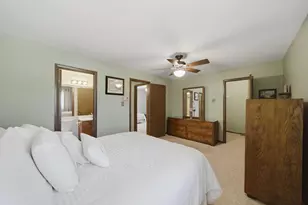 1 W Stonebridge Ct, Palos Hills, IL 60465 - Photo 18