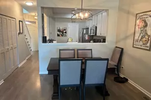 4252 W Harrington Ln, Chicago, IL 60646 - Photo 12